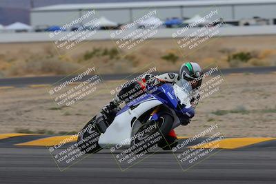 media/Jan-14-2023-SoCal Trackdays (Sat) [[497694156f]]/Turn 4 Set 2 (1030am)/